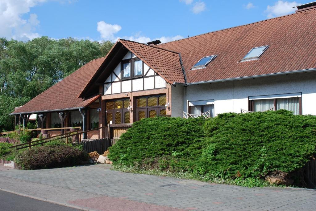 Hotel Am Steinertsee Kaufungen Exterior photo